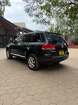 Volkswagen Touareg 2008 Nyeusi - 5