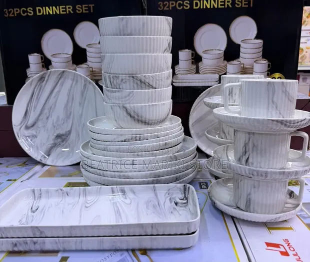 32-Piece Ceramic Dinner Set - 1