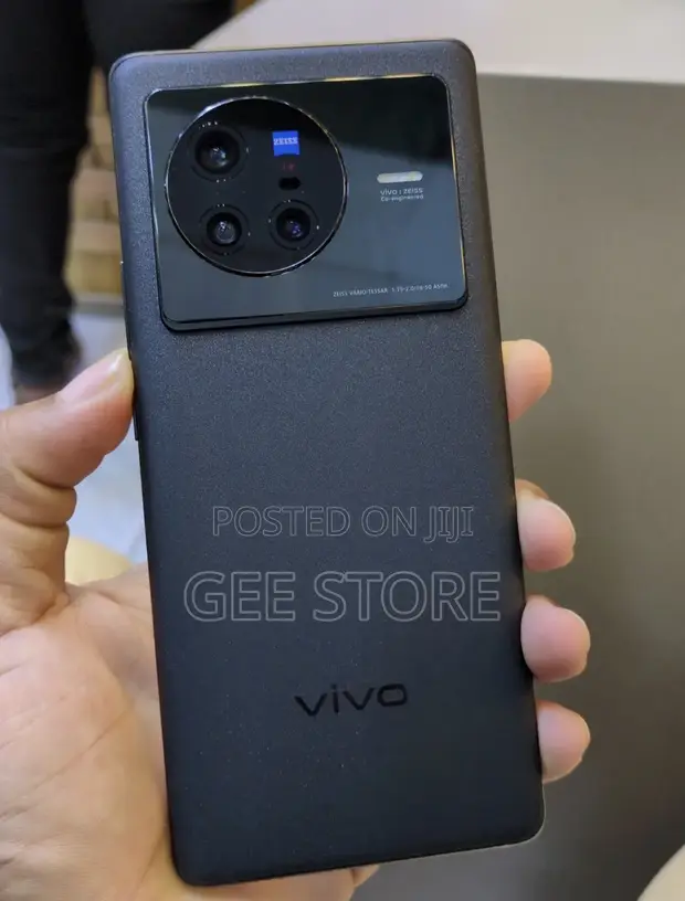 Vivo X80 256GB Black (Refurbished) - 1