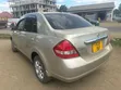 Nissan Tiida 2010 Nyeupe - 5