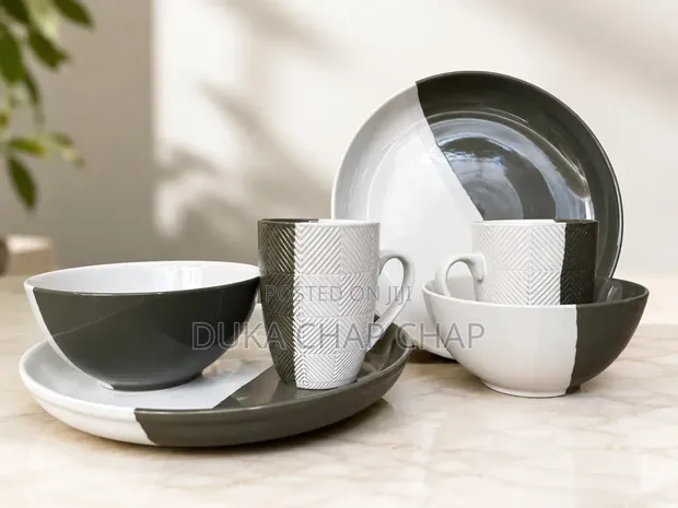 Modern Fancy Plates Set - 1
