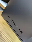 Apple iMac Pro 27" (2017) - 32GB RAM, 1TB SSD - 1