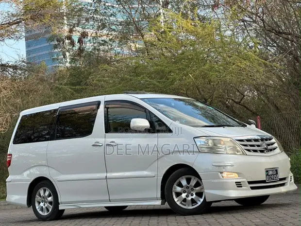 Toyota Alphard 2005 - Pearly White - 1
