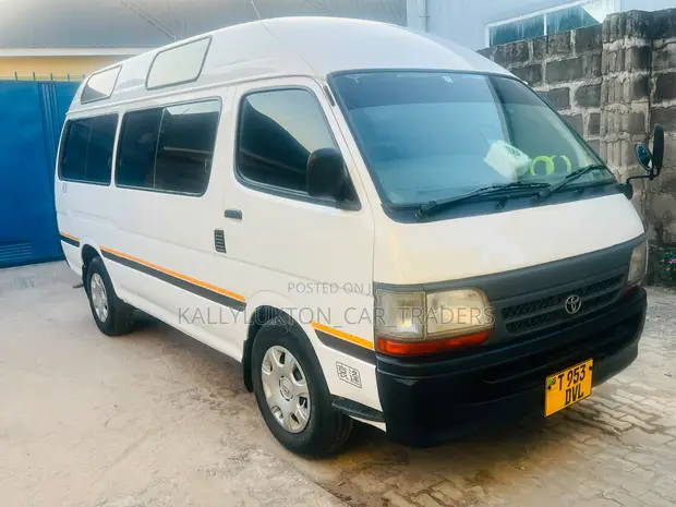 Toyota HiAce 2008 Diesel Automatic - 1