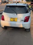 Toyota IST 2005 White - 2