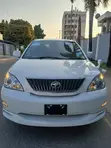 Toyota Harrier 2005 White - 1