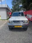 Toyota Hilux 2003 White - 1