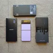 New Samsung Galaxy Z Flip4 256GB - 3