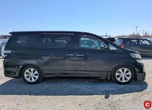 Toyota Vellfire 2.4Z Platinum Selection 2010