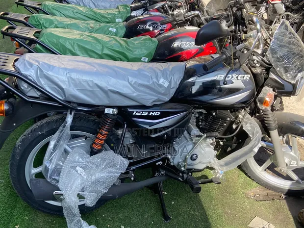 New Bajaj Boxer 125 2023 - Black - 1