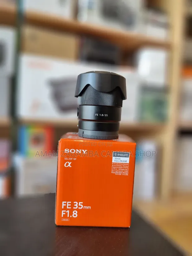 Sony 35mm f/1.8 FE Lens - 1