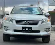 Toyota Vanguard 2011 White - 2