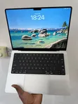 Apple MacBook Pro 2024 M4 16GB RAM 512GB SSD - 2