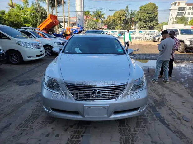 Lexus LS 460 2008 Silver - 1