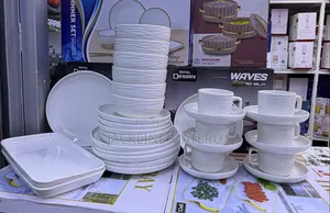 32-Piece White Dinnerware Set