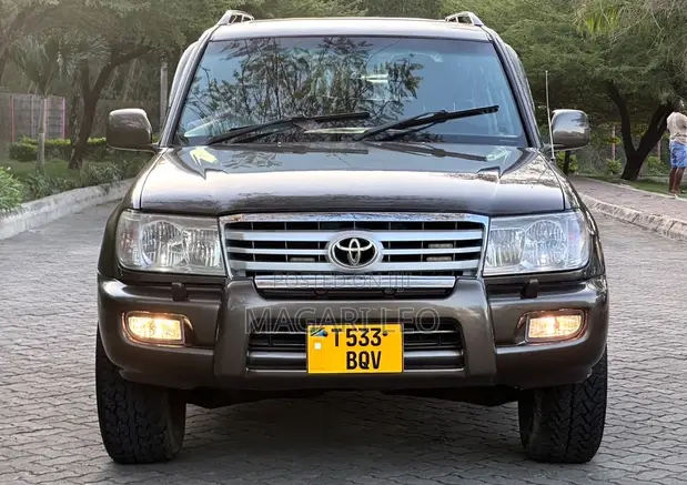 Toyota Land Cruiser VX Limited 2001 Gray - 1