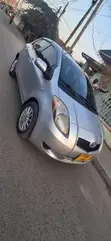 Toyota Vitz 1.5 FWD 5dr Hatchback 2006 Silver - 2