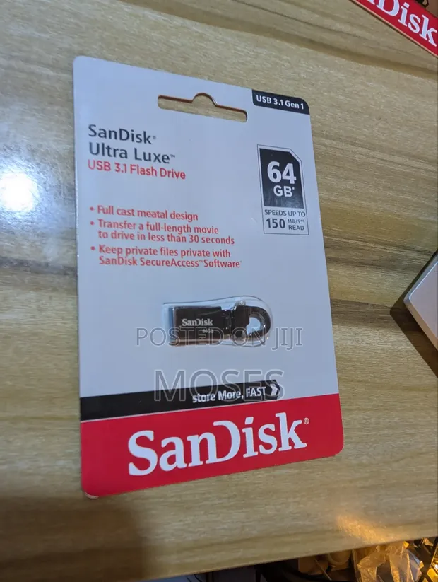 SanDisk Ultra 64GB USB 3.0 Flash Drive - 1