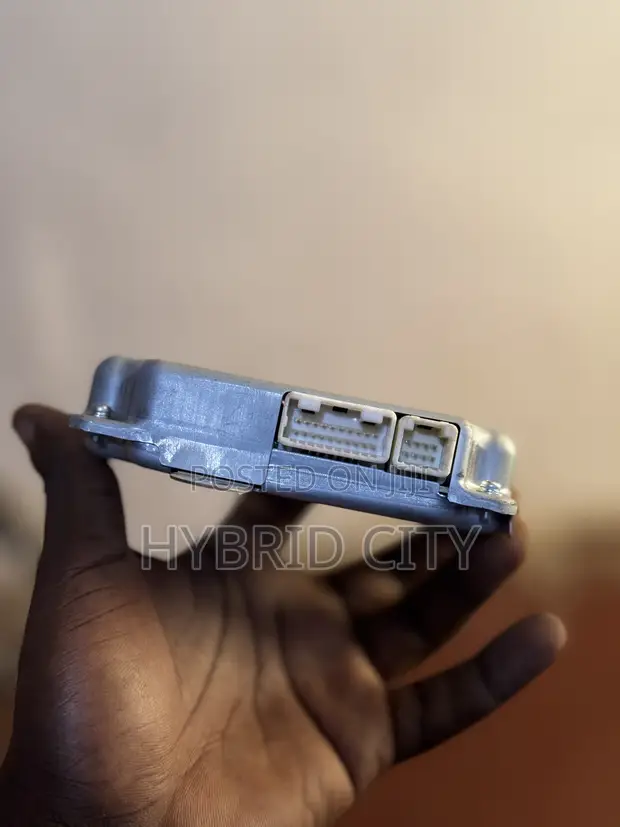 Lexus IS Hybrid Control Module (IS300h/IS250/IS350/RC) - 1