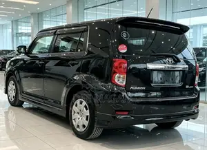 Toyota Corolla Rumion 2008 Nyeusi