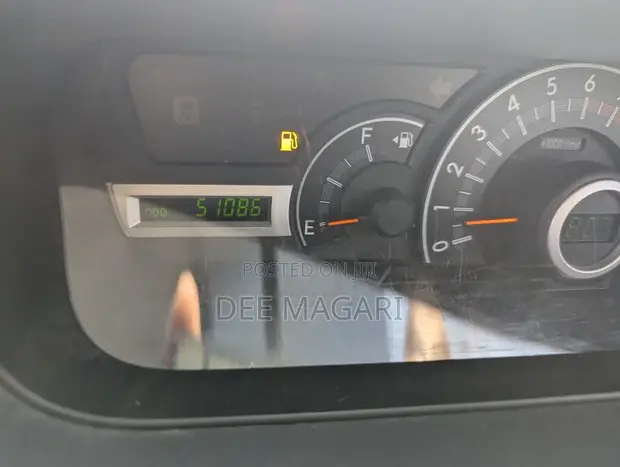 Toyota Noah 2008 Silver - 1
