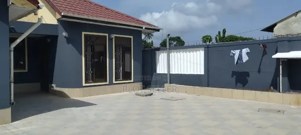 3 Bedroom House for Sale in Tabata Bima - 1