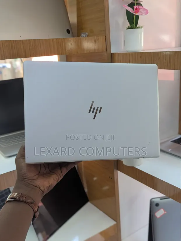 HP EliteBook 840 G5 Laptop - Core i5, 8GB RAM, 256GB SSD - 1