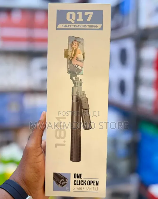 Q17 Smart Tracking Tripod - 1