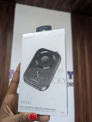 3-in-1 Magnetic Wireless Power Bank (PD61)