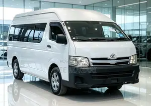 Toyota Hiace Quantum 2012 White