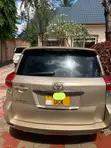 Toyota Vanguard 2011 Gold - 4