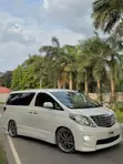 Toyota Alphard 2010 White - 1