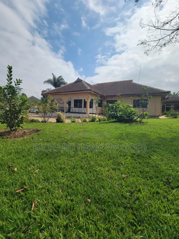 4 Bedroom House for Rent in Central Business Area - 1