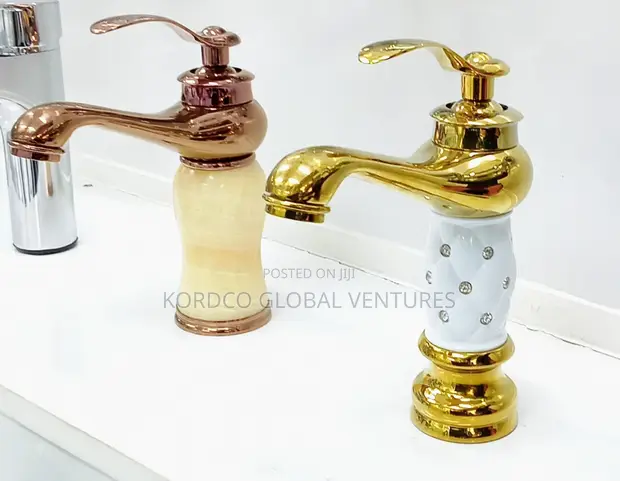 Wash Basin Mixer - Gold & Antique Lever Type - 1