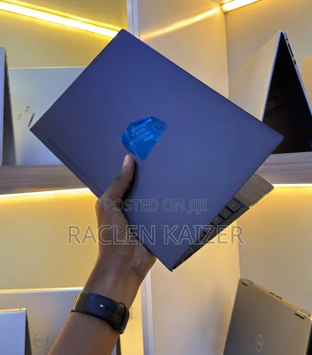 New HP Envy 13 Laptop: i7, 8GB RAM, 512GB SSD, Nvidia MX250 - 1