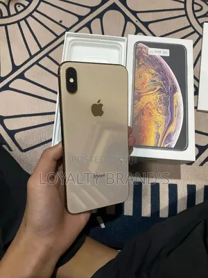Apple iPhone XS Max 64GB Gold