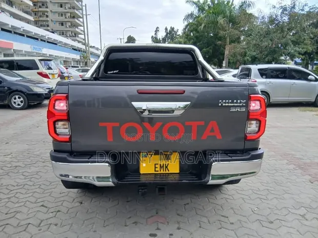 Toyota Hilux 2020 Double Cabin Pickup - 1