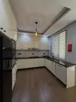 Furnished 4-Bedroom Villa for Rent in Oyster Bay - 4
