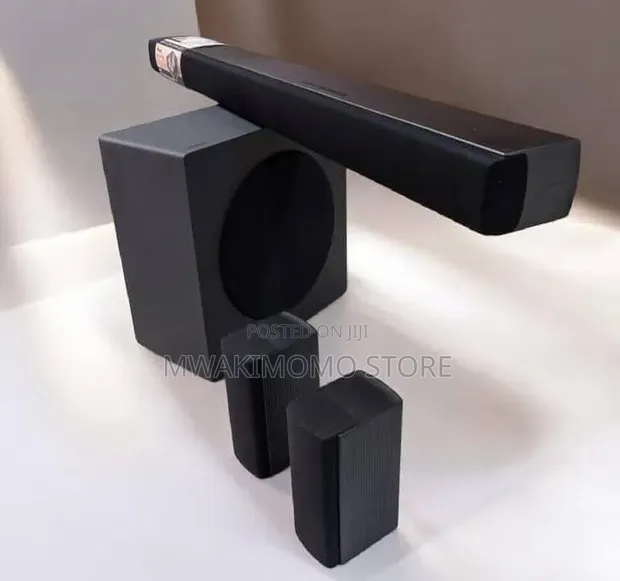 Hisense 200W Soundbar with Dolby Audio & Atmos - 1