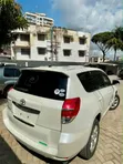 Toyota Vanguard 2010 Pearl White - 4