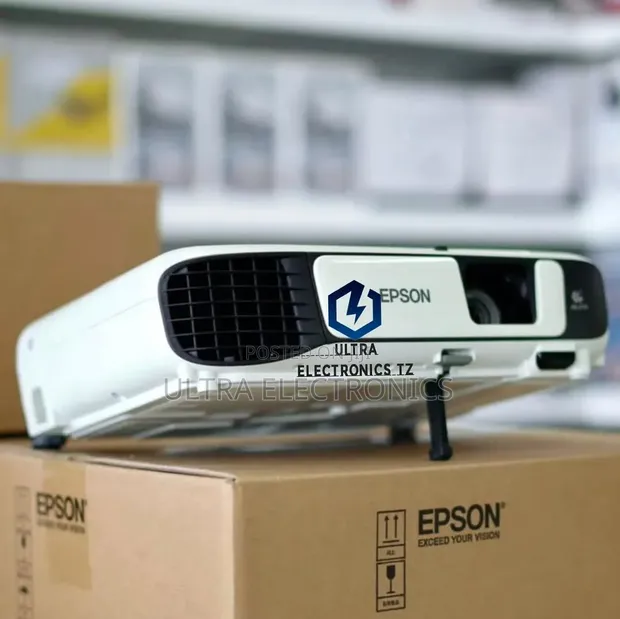 Original Epson EB-S04 Projector for Business & Home - 1