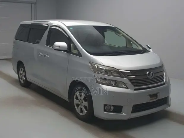 Toyota Vellfire 2012 Silver - 1