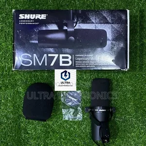 Original Shure SM7B Legendary Vocal Dynamic Microphone