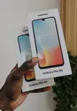 New Samsung Galaxy M16 128GB Gold - 1