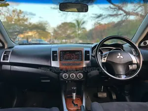 Mitsubishi Outlander 2005