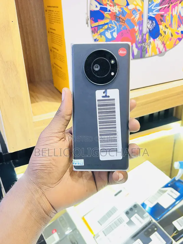 Leica Leitz Phone 1 256GB Nyeusi - 1
