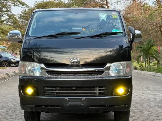 Toyota HiAce Super GL Van 2007 - 1