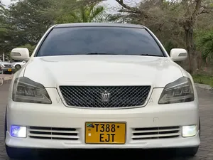 Toyota Crown Athlete 2004