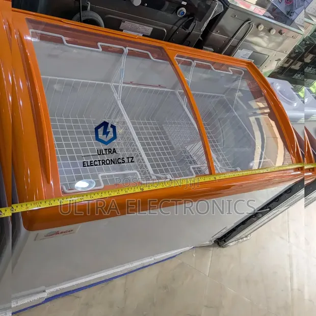 Asco Showcase Freezer / Glass Top Freezer 337L - 1