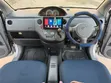 Toyota Sienta 2004 Silver - 4